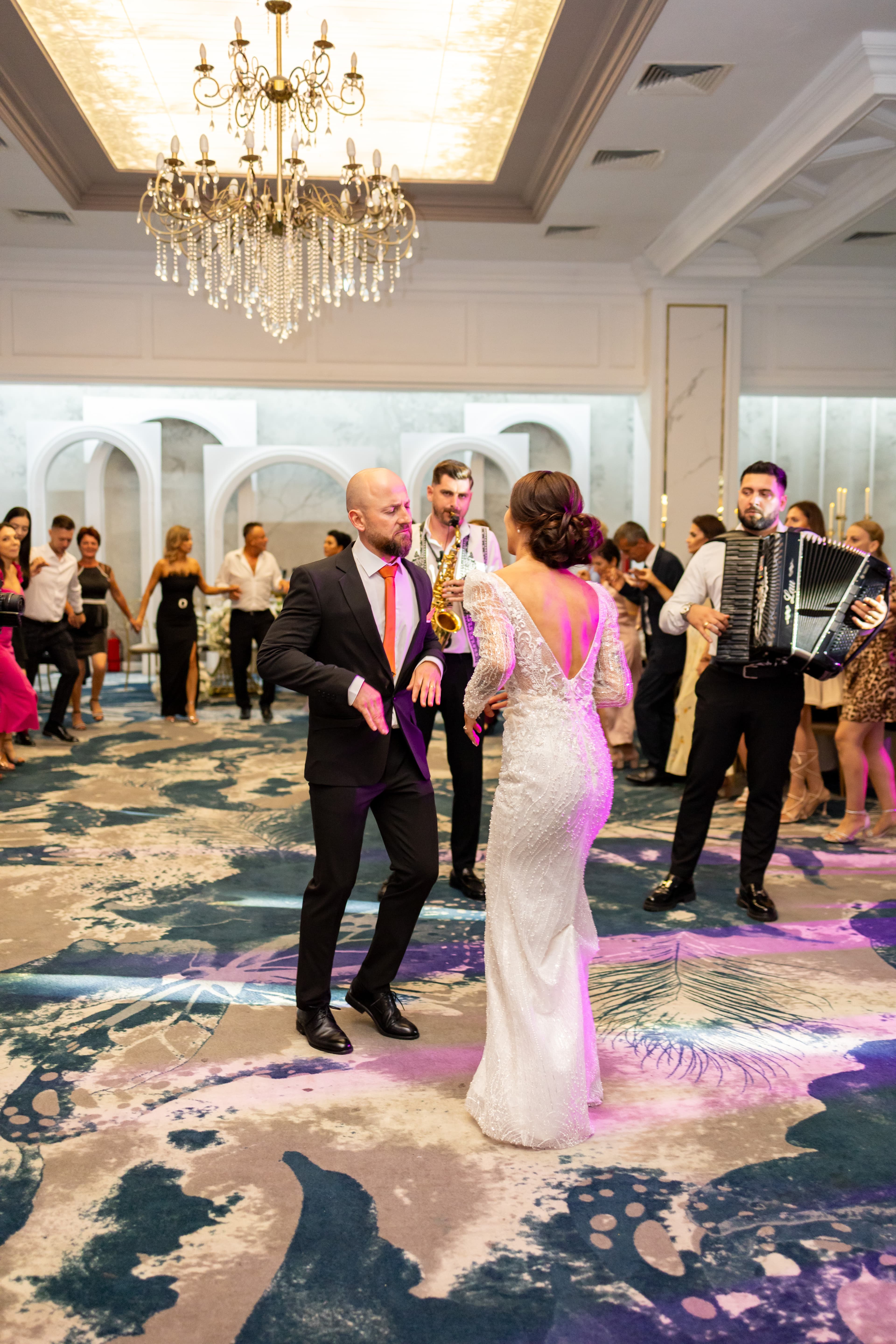 Fotograf nuntă - Pictoria Team - petrecere nuntă și atmosferă